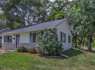 2242 Union St, Lake Station, IN 46405