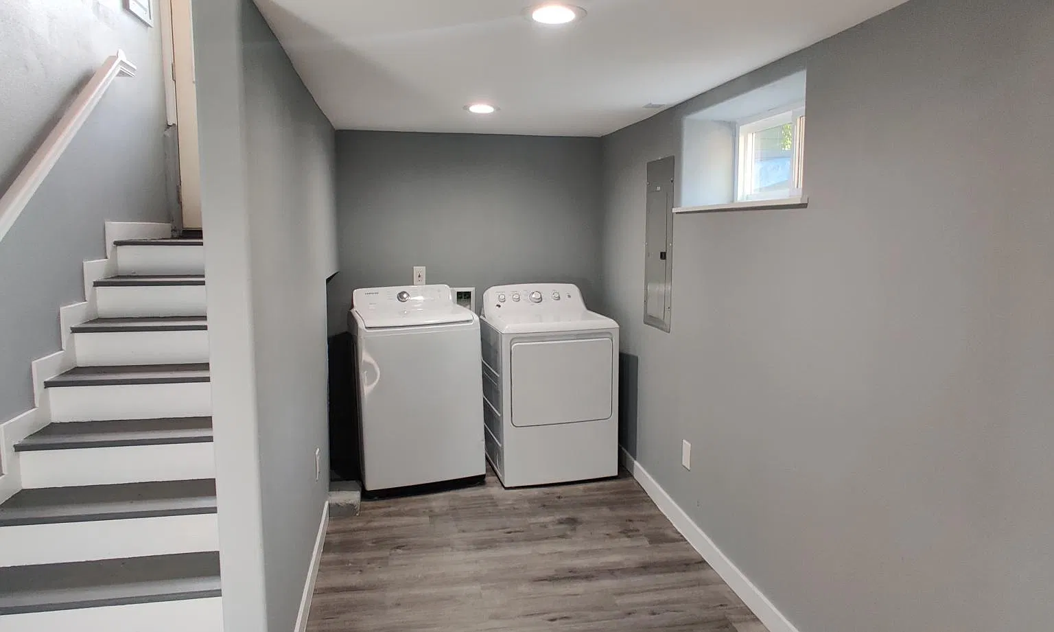 6301 N Commercial Ave — Photo 2