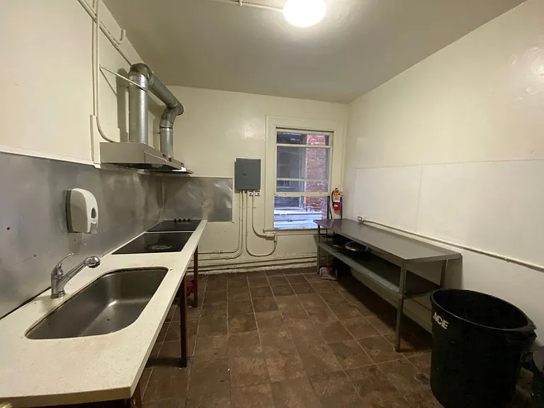 917 Kearny St #211 — Photo 8