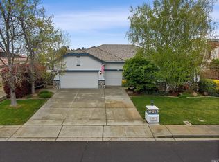 313 Stoneridge Cir, Vacaville, CA