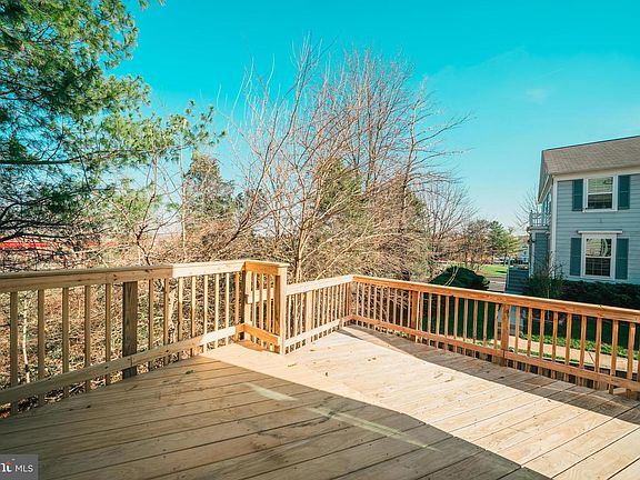 2nd image of 10826 Stone Hill Ln