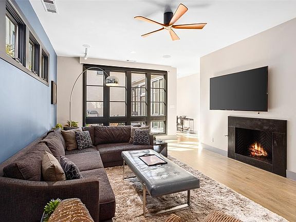 5th image of 3303 W 6th St