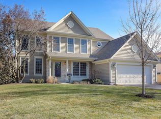 1603 Stoddard Ave, Wheaton, IL 60187