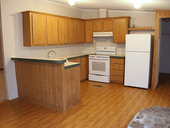 3rd image of 1090 Logwood Ln