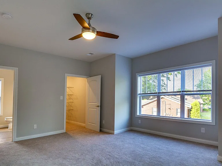 7410 Southpark Pl #203 — Photo 24
