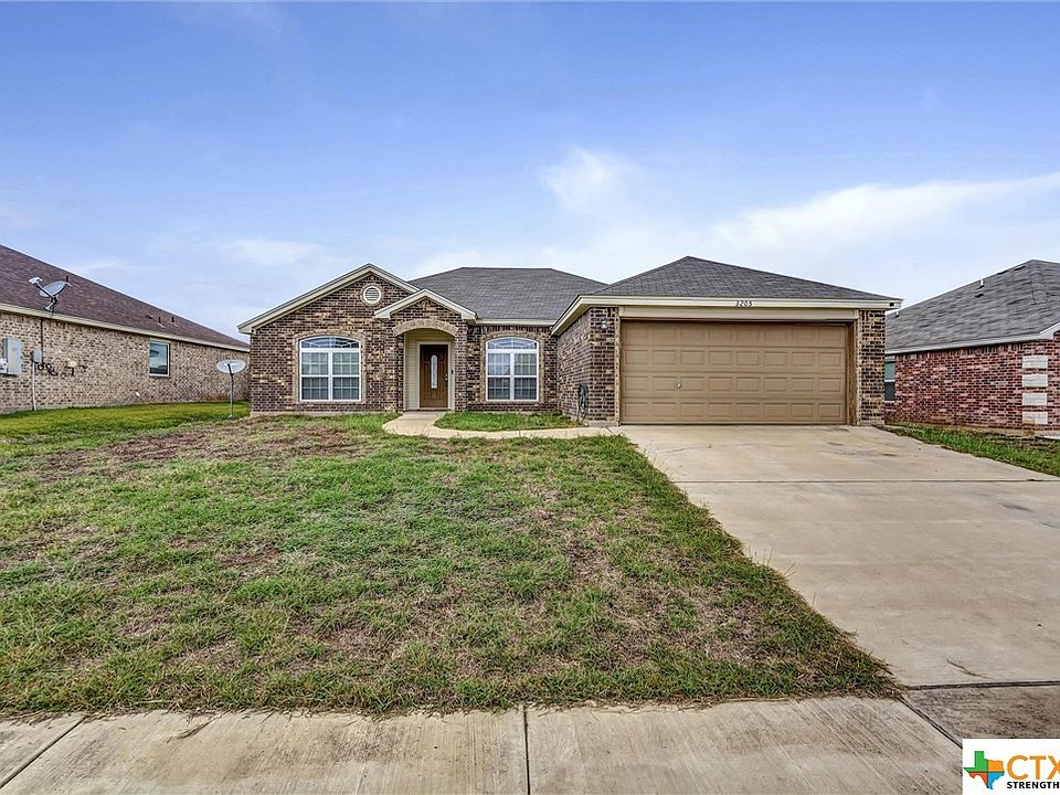 1st image of 3205 Rockwall Dr