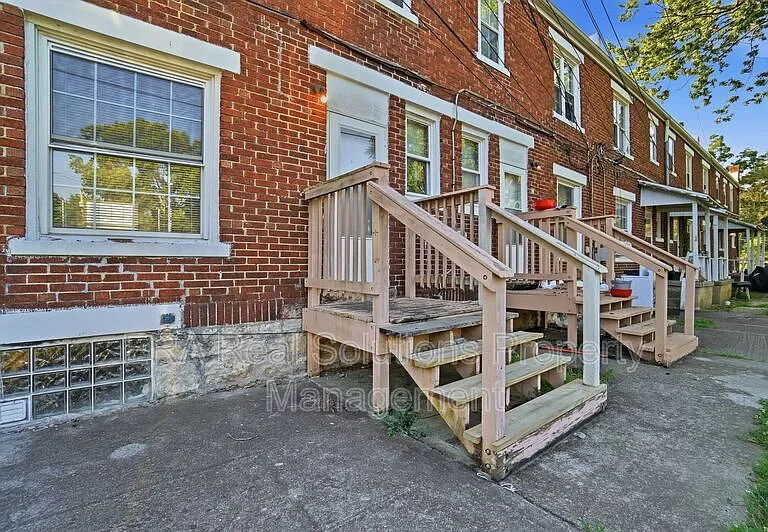 83 Lechner Ave — Photo 28