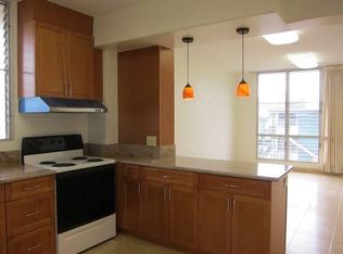 1639 Wilder Ave #302, Honolulu, HI 96822