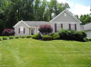 1236 White Stone Cir NE, Canton, OH