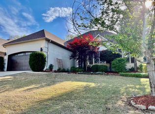 21 Commentry Dr, Little Rock, AR 72223