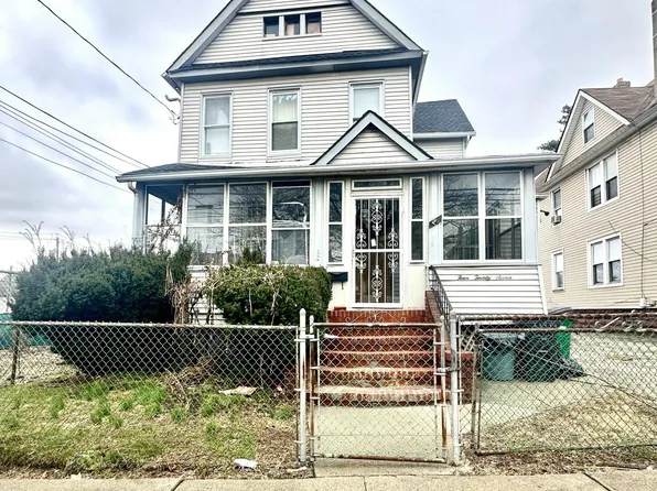 427 Cary Ave, Staten Island, NY 10310