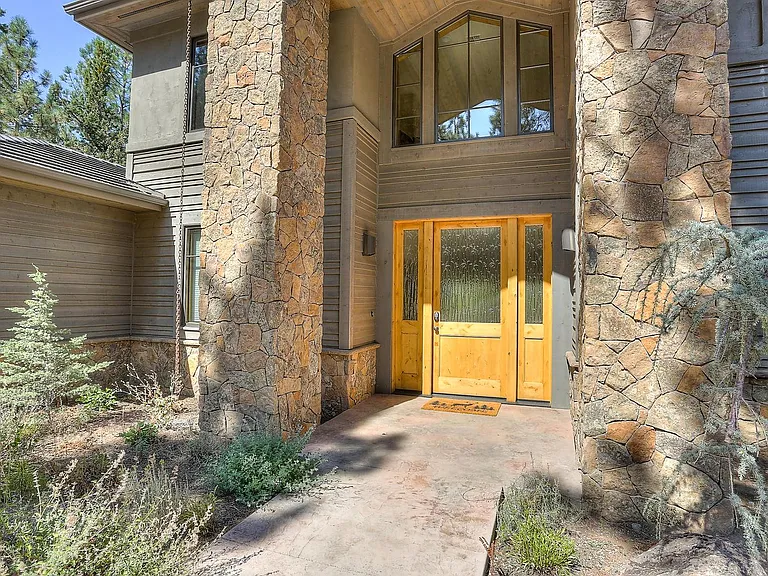 1789 NW Wild Rye Cir — Photo 3