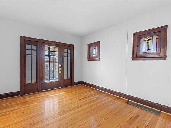 2nd image of 4339 Bingham Ave