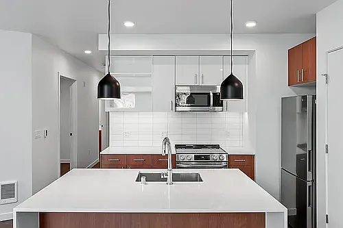 Flow Eastlake Apartments — Photo 98