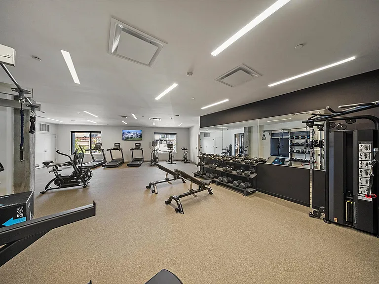 24HR Fitness Center