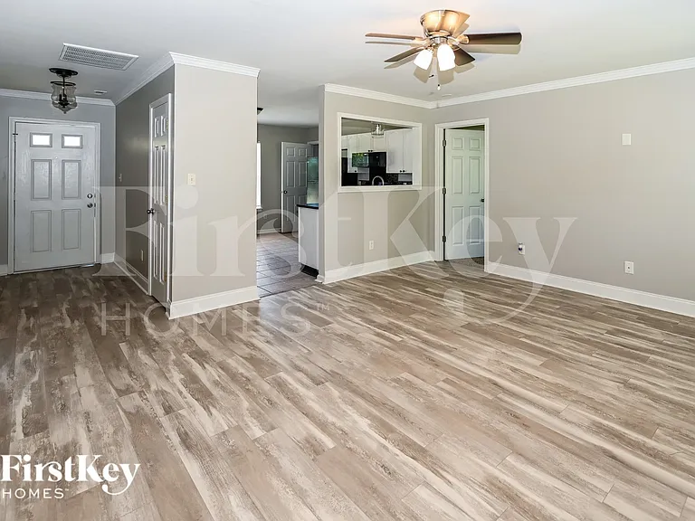 4190 Ivydale Ave SW — Photo 6