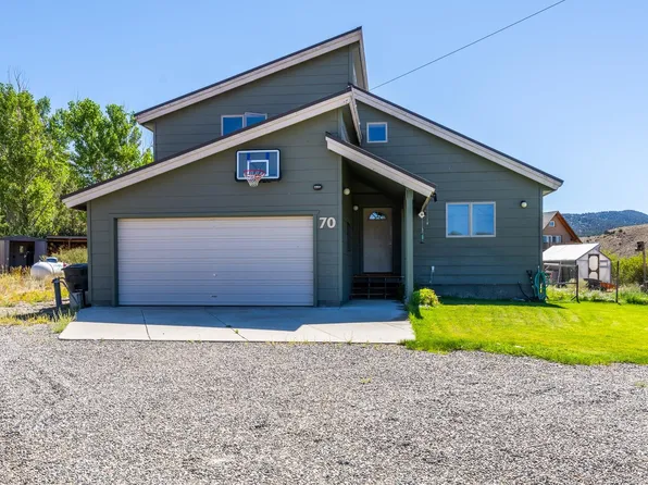 70 N Buckeye Dr, Bridgeport, CA 93517