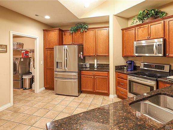 4th image of 6865 Liberty Cir #28