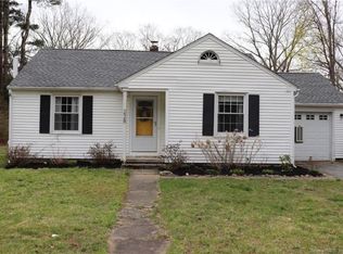 228 Senexet Rd, Woodstock, CT 06281