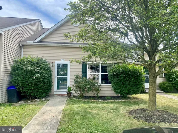 79 Johns Dr, Enola, PA 17025