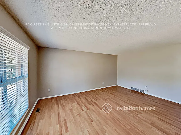 8913 W 92nd Ave — Photo 5