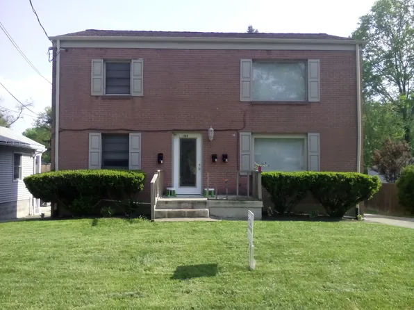 2569 E Midlothian Blvd, Struthers, OH 44471