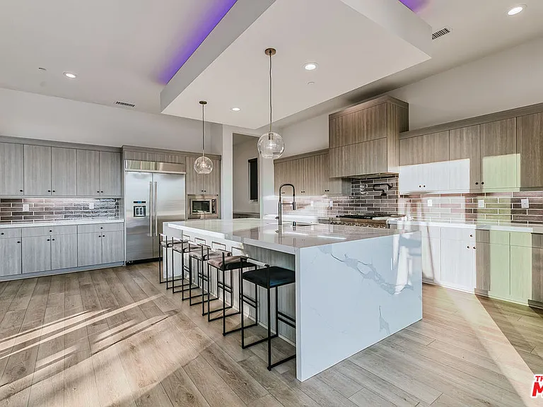 11811 N Greenwood Dr — Photo 10