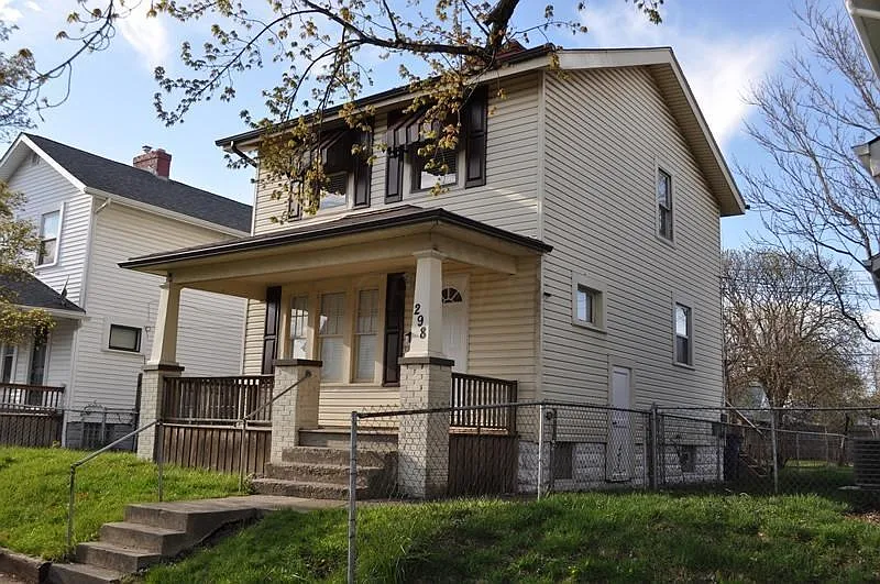298 E Morrill Ave photo 1
