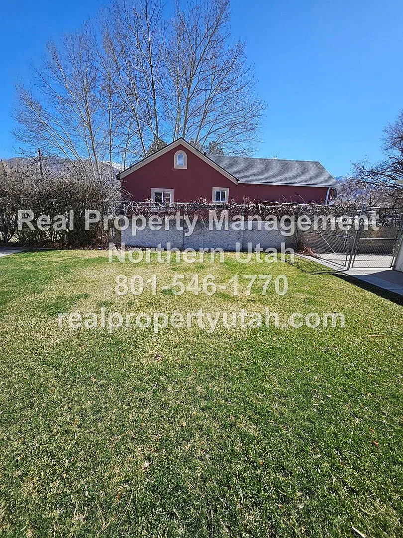 Building Photo - 720 Belnap Cir