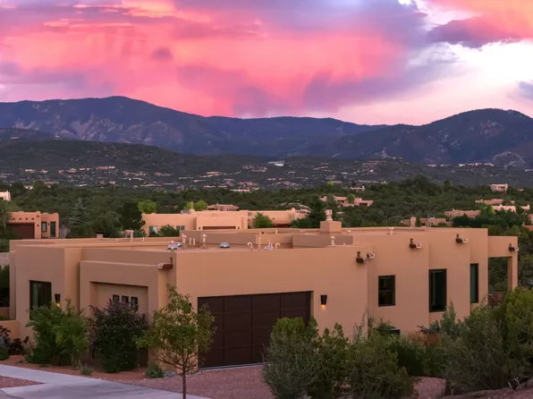 1784 Calle Arbolitos Ln, Santa Fe, NM 87506