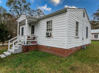 704 Dothan Ave, Burlington, NC 27217