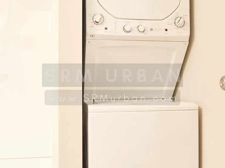 2229 2nd Ave #7 — Photo 9