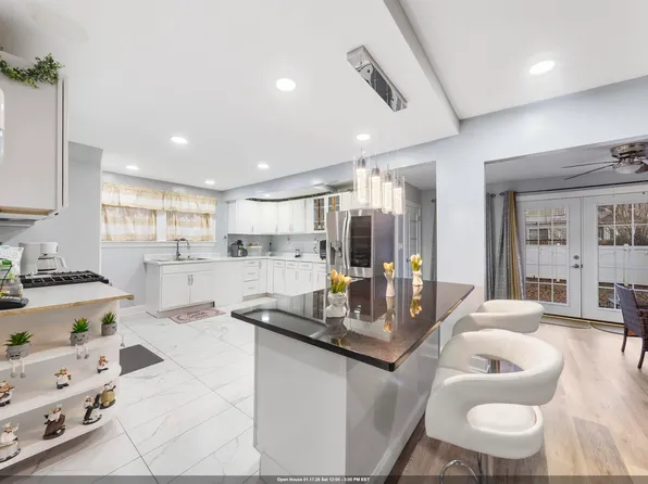 61-63 Keer Ave, Newark, NJ 07112