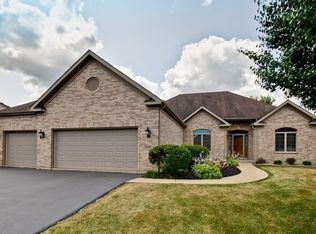 1310 Morning Dove Ln, Antioch, IL 60002