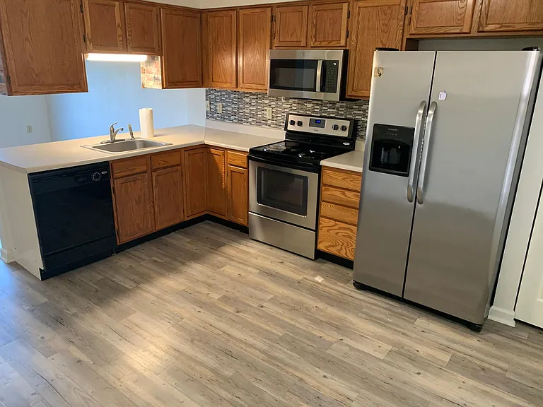 137 Mountain Dr — Photo 12