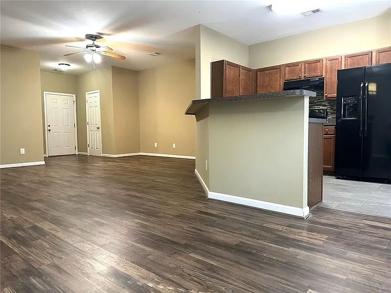 538 Oakside Pl — Photo 5