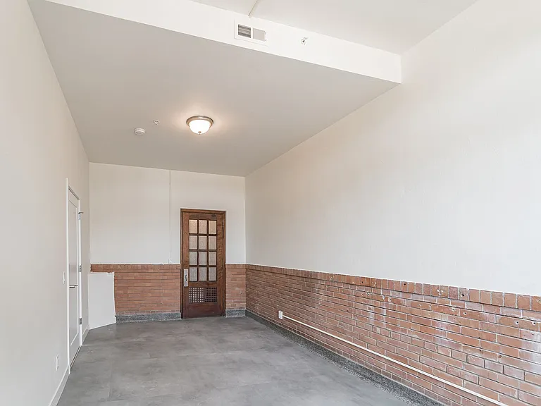 Smith School Lofts — Photo 47