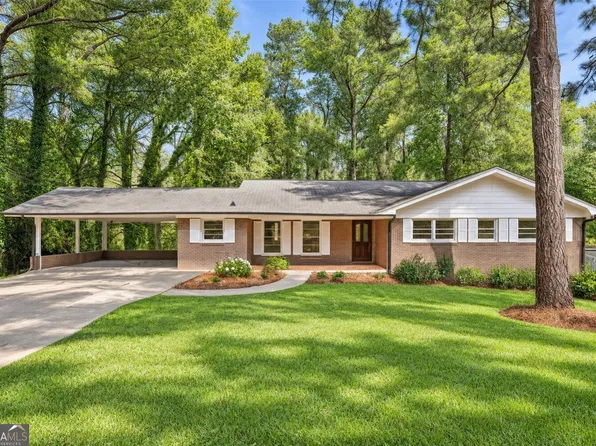 3339 Brenda Ln, Lithia Springs, GA 30122