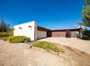 1505 Kit Carson Dr, Gallup, NM 87301