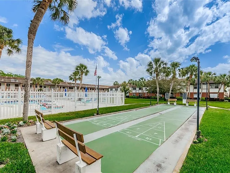 650 Pinellas Point Dr S #216 — Photo 36
