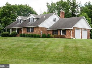 19 E Savannah Dr, Bear, DE 19701