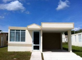 1 Pradera De Ceiba N, Juncos, PR 00777