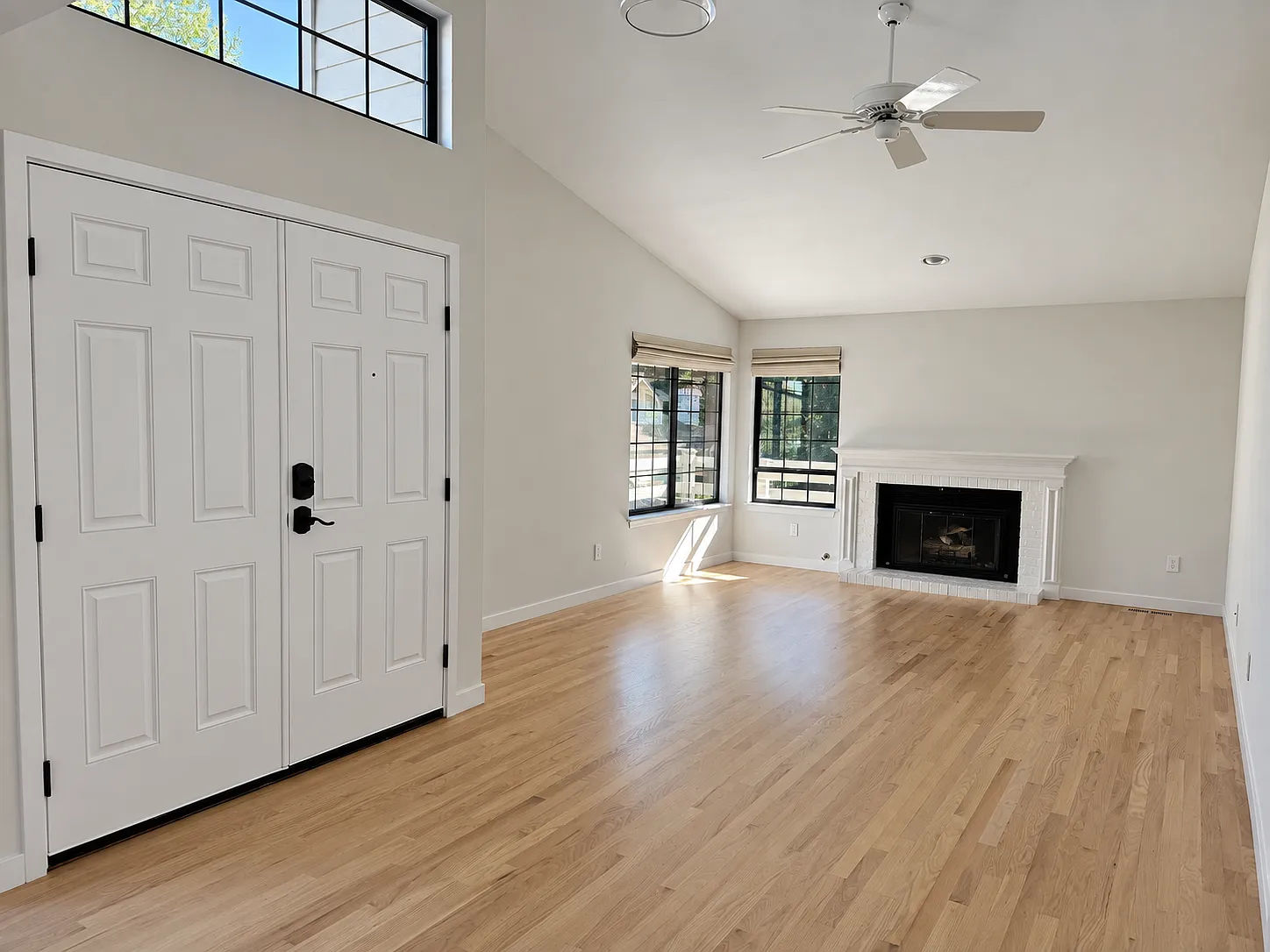 2 bed, 1107 sqft, $3,450 — Photo 1