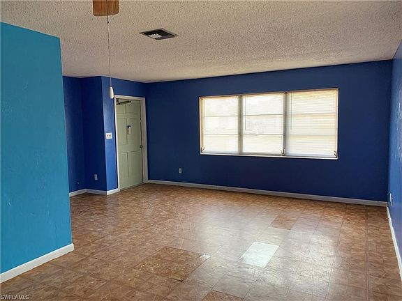 3rd image of 412 Rushmore Ave S