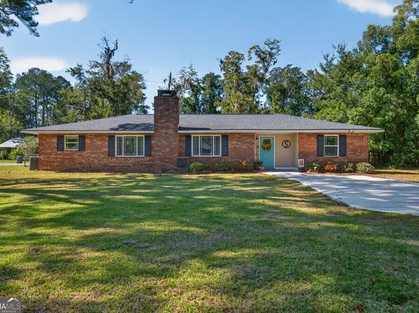 106 Gill St SW, Ludowici, GA 31316