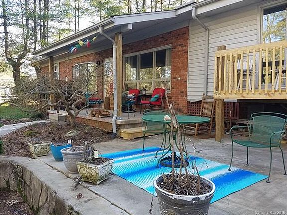 4th image of 77 Sloan Dr