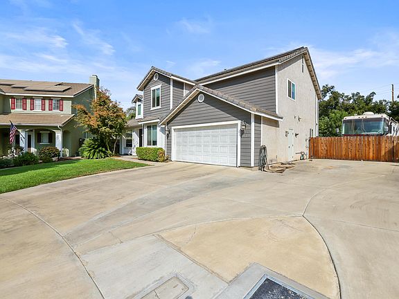 3rd image of 3623 S Julieann Ct