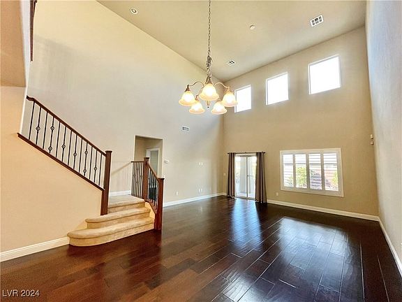 3rd image of 5664 Shadow Bend Dr