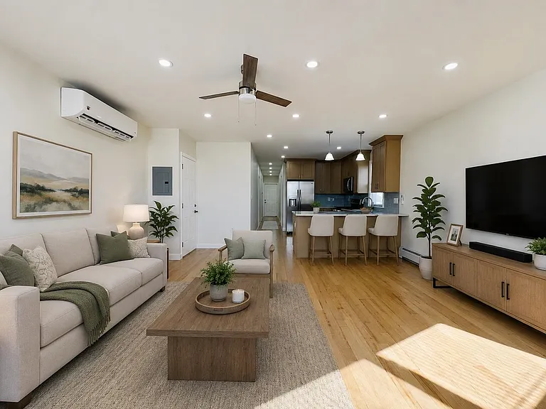 21 E 15th St #2 — Photo 3