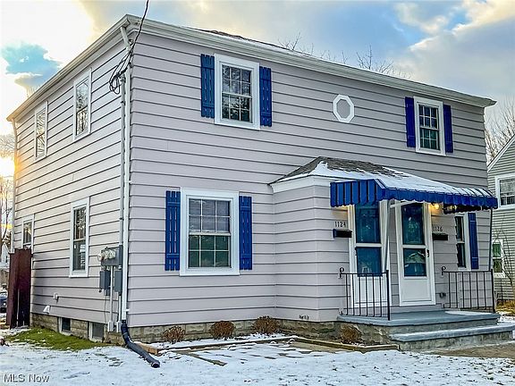 2nd image of 1124 Lake Ave